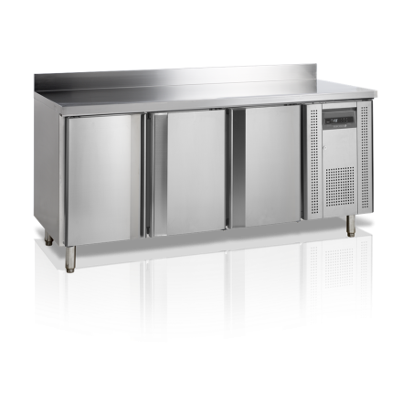 Stainless Steel Refrigerated Table 3 Doors GN 1/1 - TEFCOLD: Optimal preservation of ingredients with elegance Stainless Steel Refrigerated Table 3 Doors GN 1/1 - TEFCOLD: Optimal preservation of ingredients with elegance