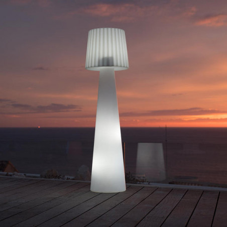 Wired Street Lamp - Lady White 150 cm - Lumisky Wired Street Lamp - Lady White 150 cm - Lumisky